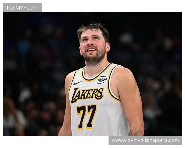 卢卡-东契奇赛季前4战合计得到165分，创湖人队史纪录，卢卡·东契奇身高臂展