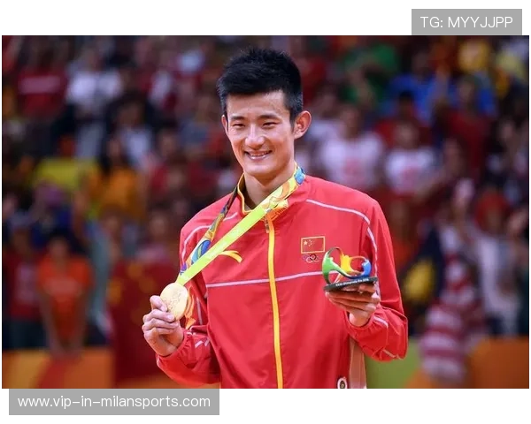 世界羽毛球团体赛:中国队誓夺冠军! 世界羽毛球团体赛:中国队誓夺冠军!