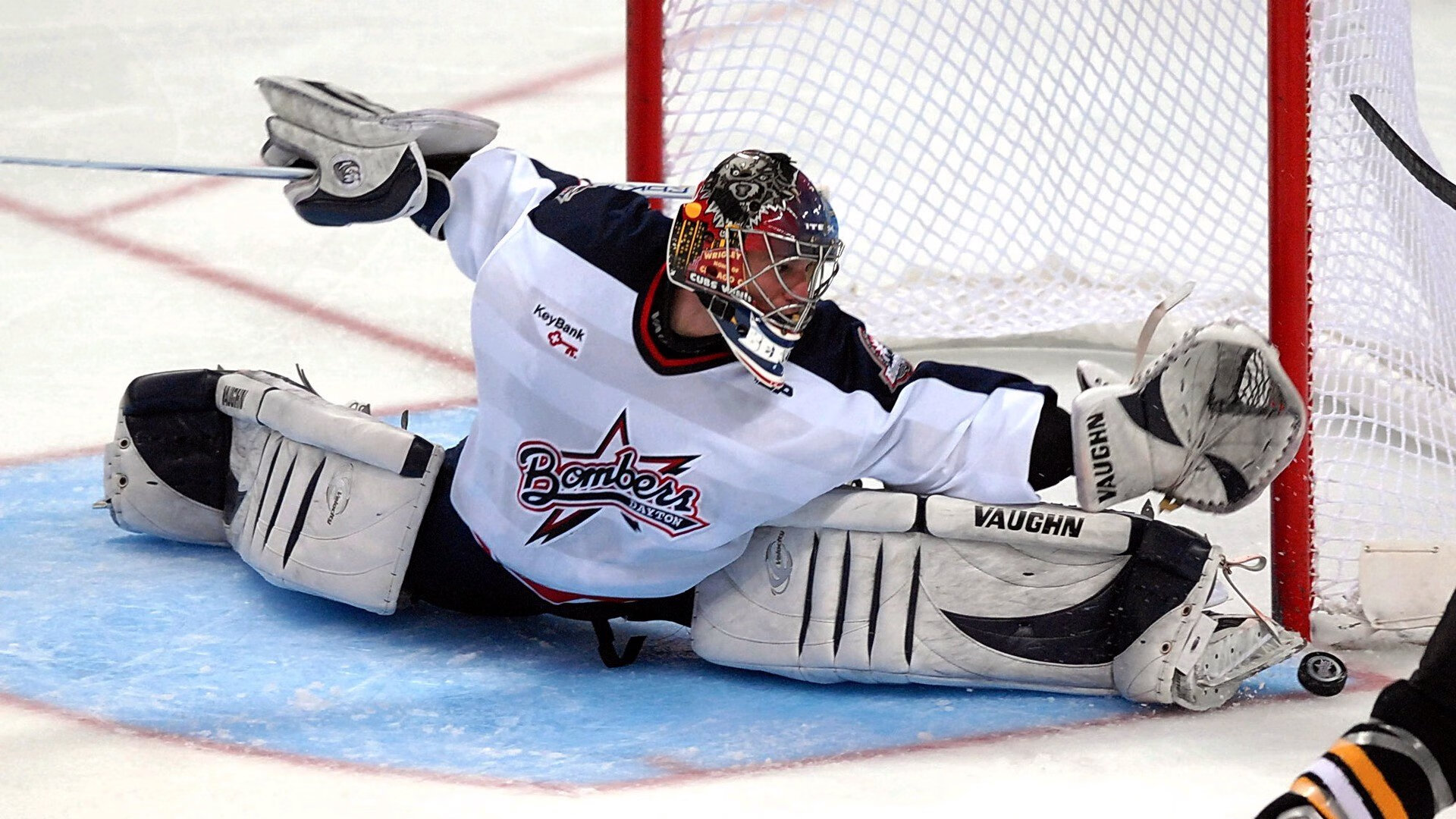 球场餐饮升级，本土特色美食入驻比赛村，球场街有哪些特色好吃的